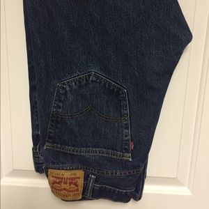 Men’s Levi 505’s